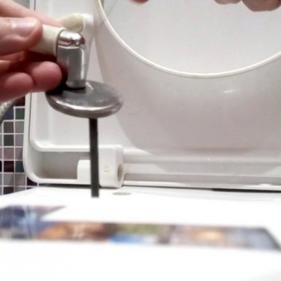 Унитазы с микролифтом